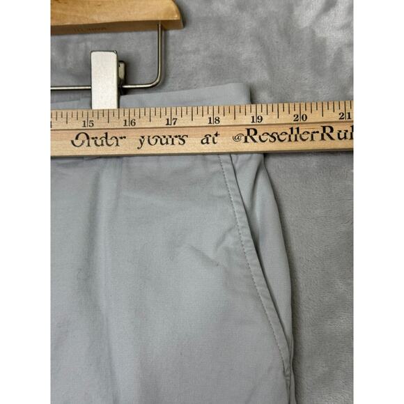 Talbots Shorts Womens 16 Gray Walking Bermuda Flat Front Pockets Stretch Golf - Picture 7 of 9